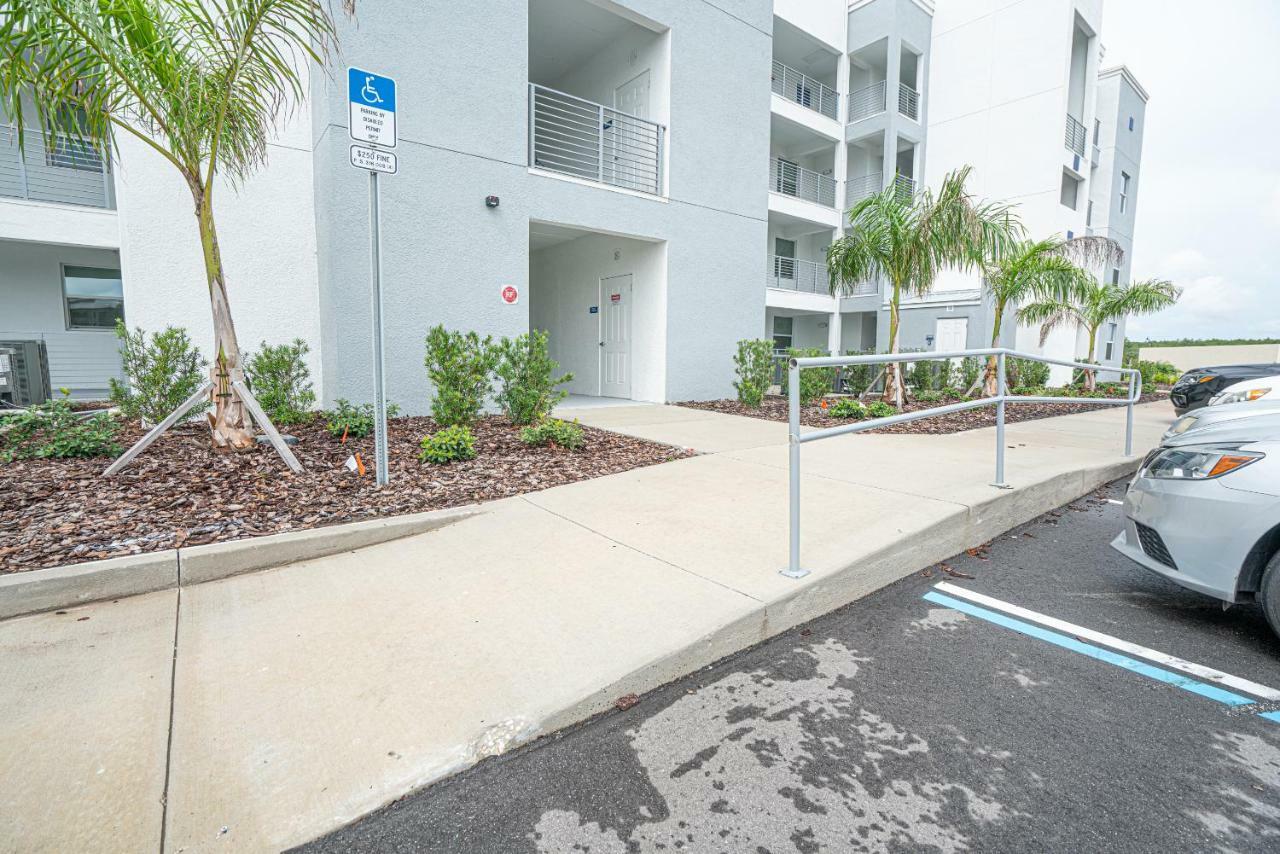 Only 5 Miles From Disney! Free Water Park! 2 Bed, 2 Bath Condo, Sleeps 8 Kissimmee Exterior foto